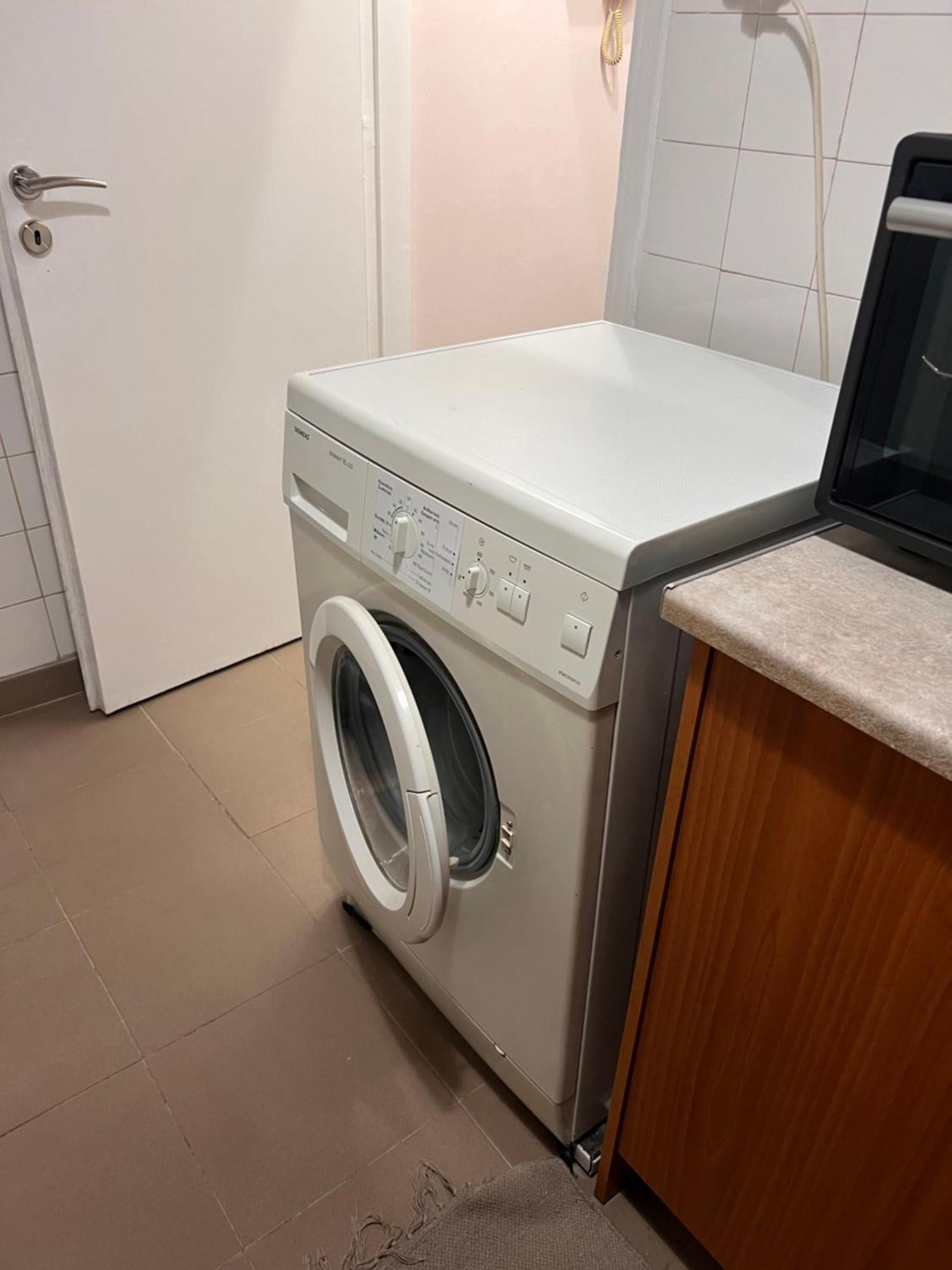 Cozy Apartment In Neos Kosmos Афины Экстерьер фото